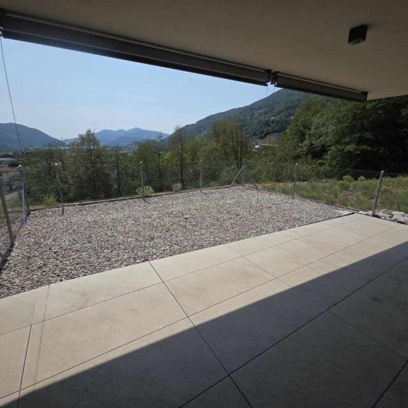 Affittasi a Bioggio 2.5 locali con vista lago e raffrescamento (5)