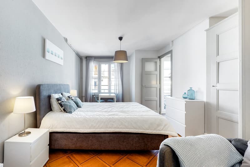 Charmant studio meublé de 1.5 pièces avec balcon à Genève (2)