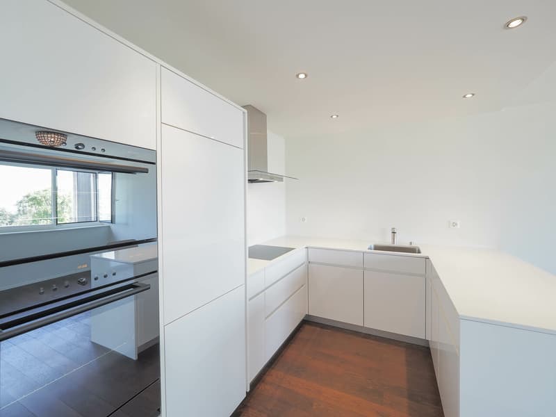 Charmante 2.5-Zimmer-Wohnung mit Balkon in Erlenbach (5)