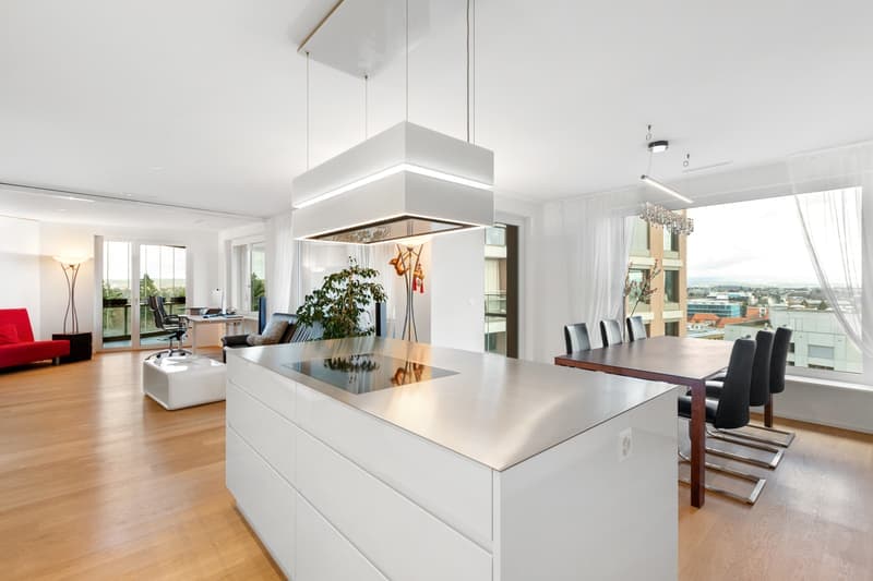 Moderne 3.5-Zimmer-Wohnung mit Balkon in Wallisellen – ab sofort verfügbar! (4)