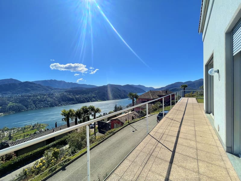 Lugano, Vernate: Casa bifamiliare con vista lago (1)