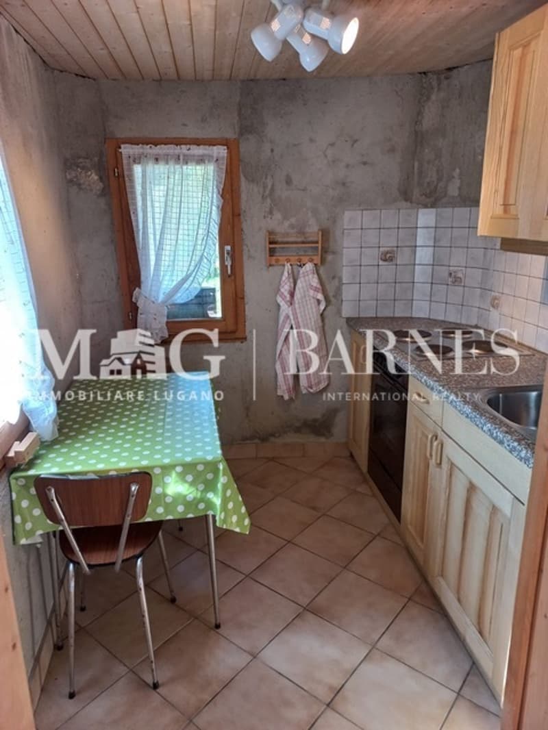 Rustico arredato con terreno 2'000 mq a Roncapiano, Valle di Muggio (7)