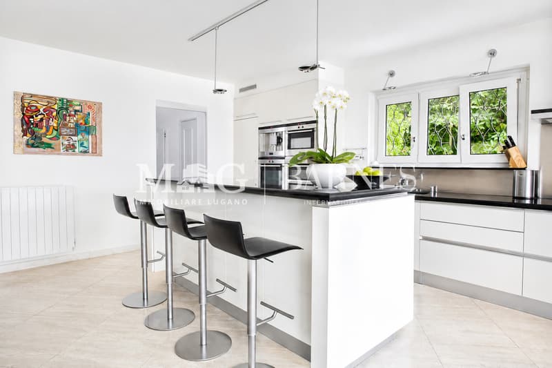 Lugano: Villa vista lago 6 locali, opportunità esclusiva (10)