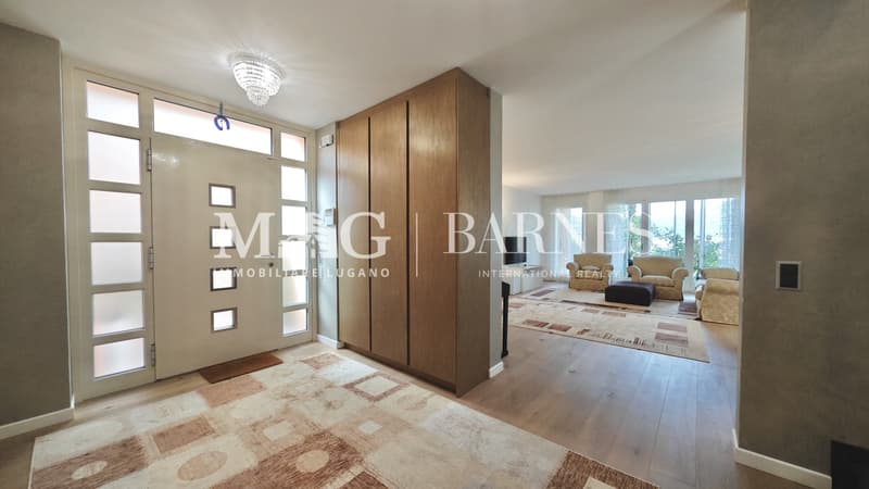 Montagnola, Collina d'Oro: Villa con piscina e vista lago (5)