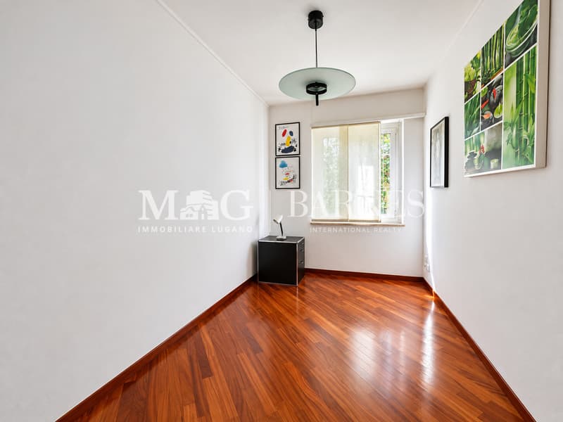 Lugano, Castagnola: Appartamento 4 locali con vista lago e box privato (9)