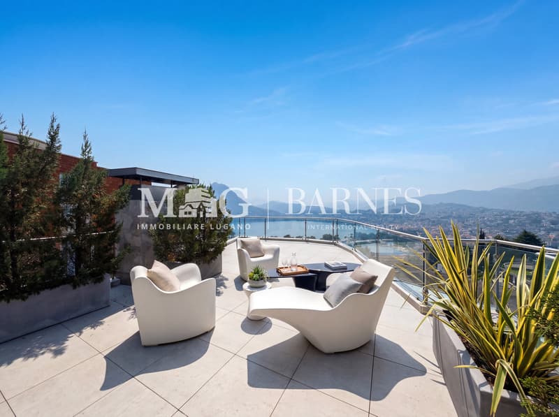 Lugano, Castagnola: Villa moderna con piscina e vista lago (3)