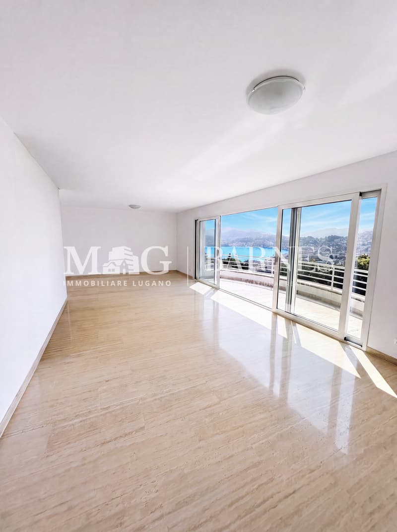 Lugano, Albonago | Esclusiva Villa con Giardino e Vista Panoramica (3)