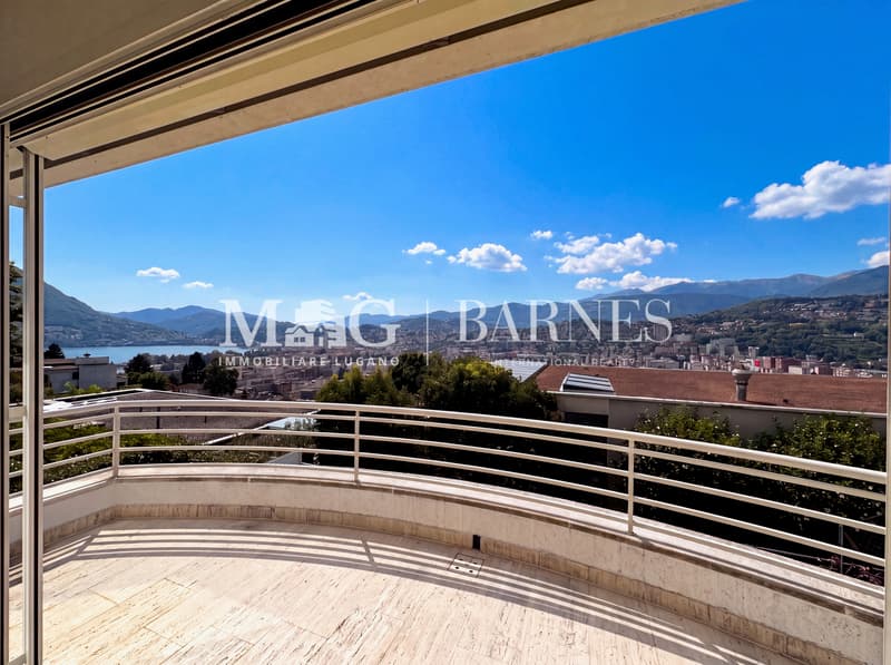 Lugano, Albonago | Esclusiva Villa con Giardino e Vista Panoramica (1)