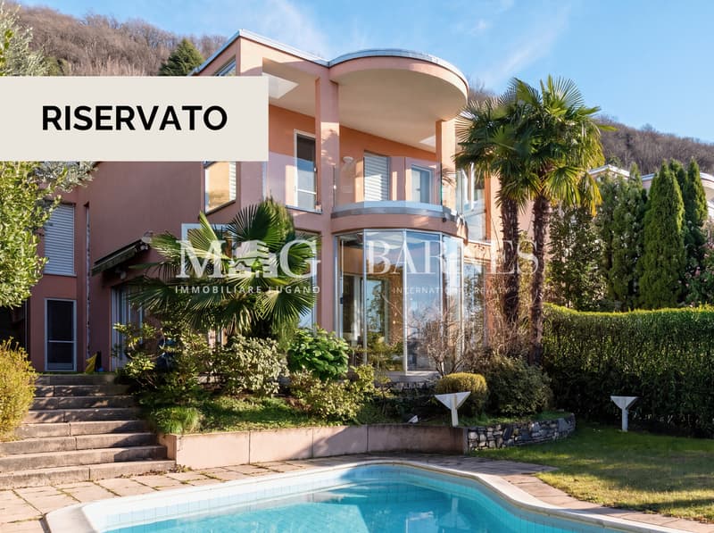 Montagnola, Collina d'Oro: Villa unifamiliare con piscina e vista lago (1)