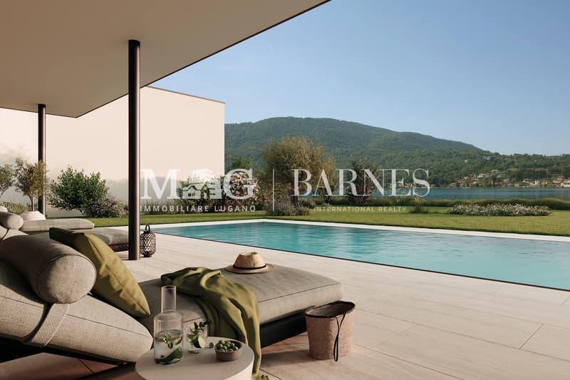 Villa fronte lago con giardino privato a Caslano (6)
