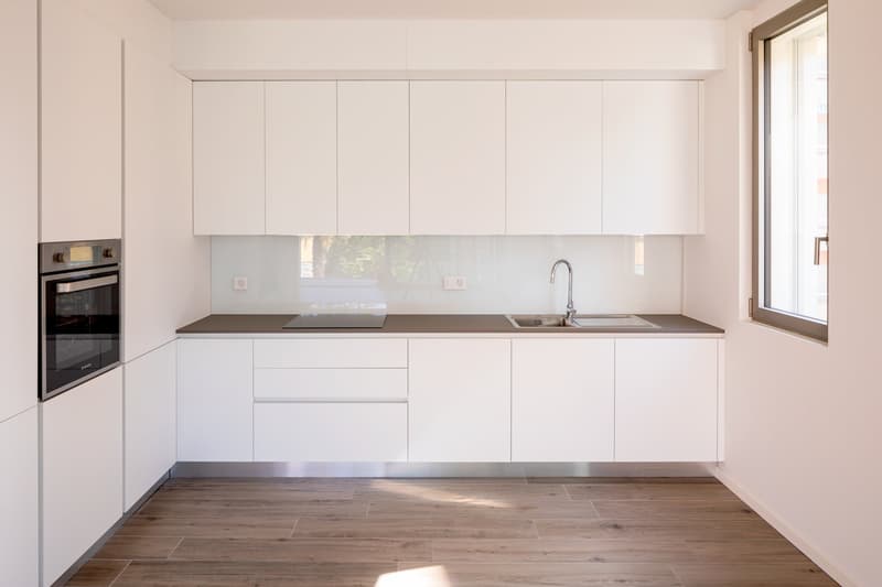 Elegante appartamento di 3 locali con balcone a Lugano (3)