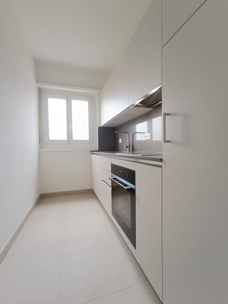 AFFITTASI APPARTAMENTO 2.5 LOCALI CON BALCONE A BALERNA (2)
