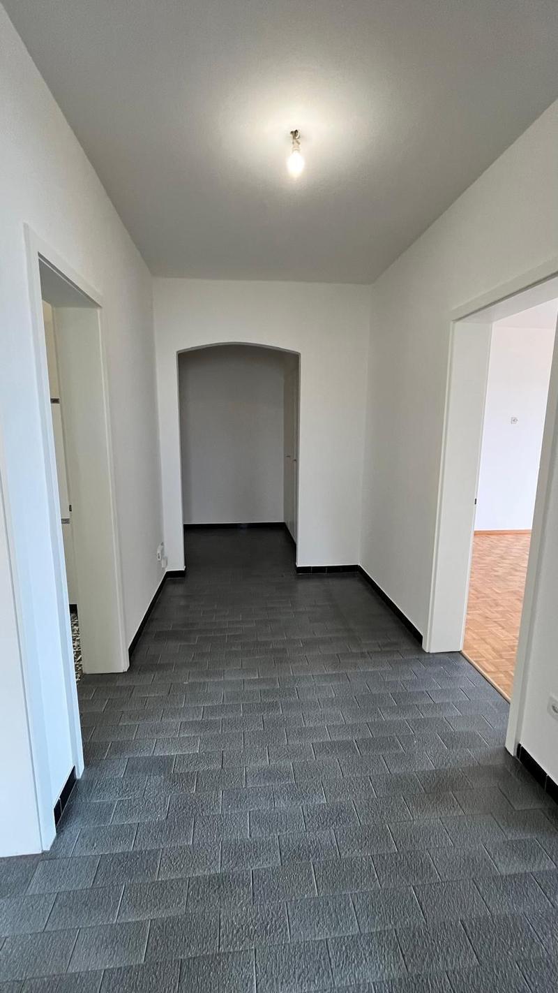 AFFITTASI 3.5 locali con balcone a BALERNA (9)