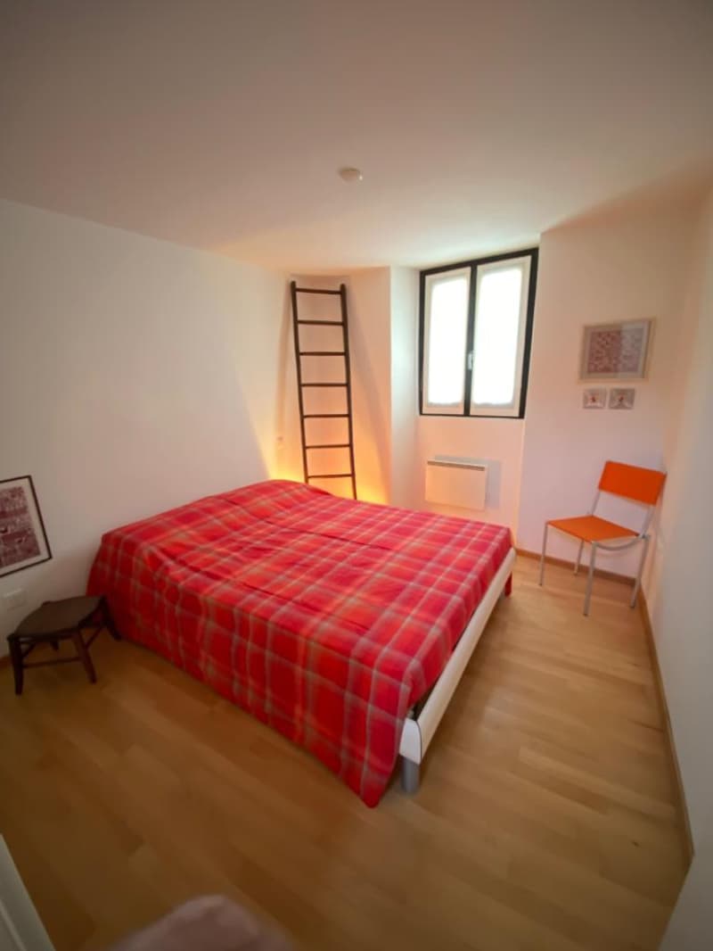 Casa unifamiliare arredata, con veranda e giardino privato in zona tranquilla e soleggiata (10)