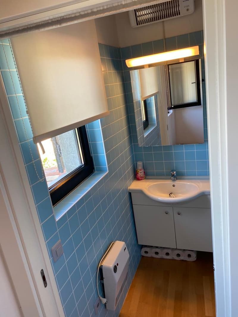 Casa unifamiliare arredata, con veranda e giardino privato in zona tranquilla e soleggiata (11)