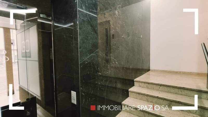 staircase, marble tiles, glass wall, entrance, modern design