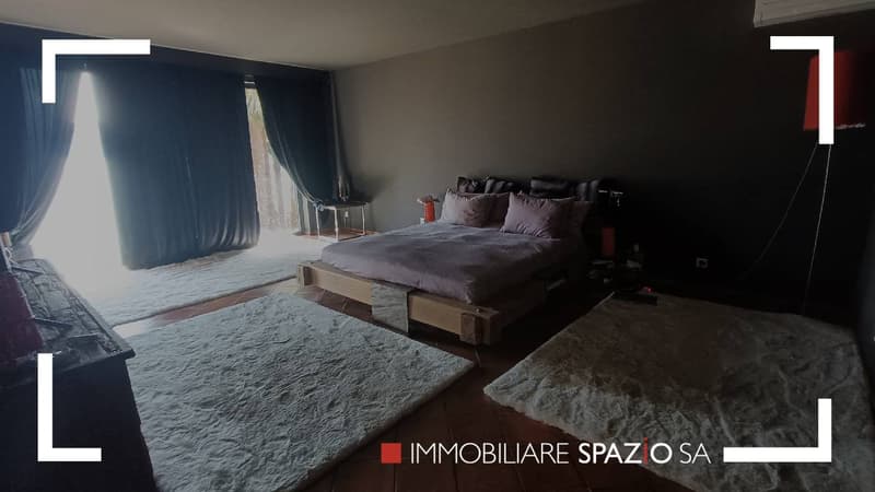 Esclusiva Villa Fronte Lago con spiaggia privata (10)