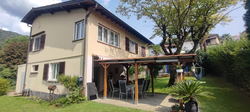 Incantevole casa unifamiliare a Vacallo – 4.5 locali con giardino (2)