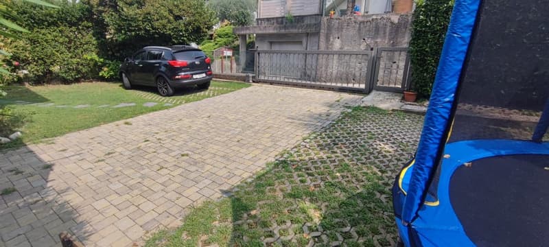 Incantevole casa unifamiliare a Vacallo – 4.5 locali con giardino (6)