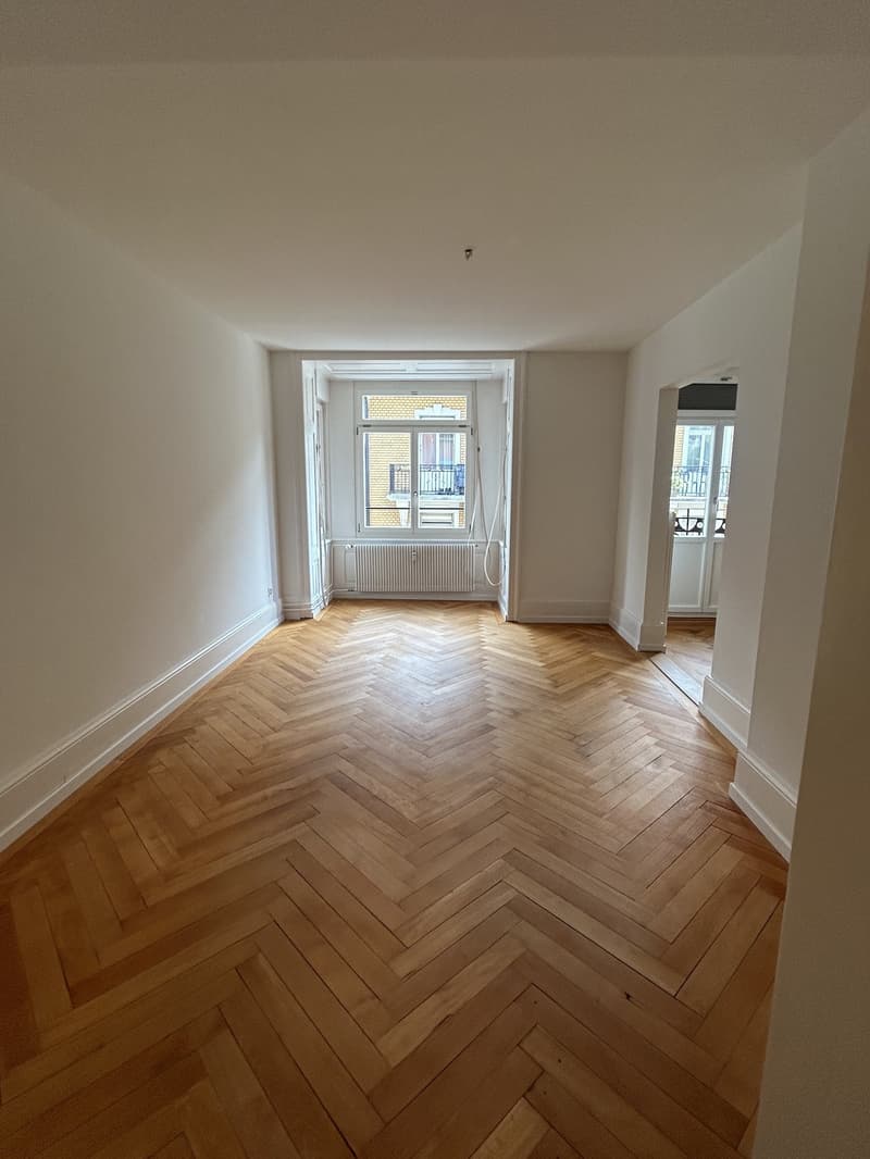 Traumhafte 3.5-Zimmerwohnung im Herzen der Stadt und mit viel Charm (3)