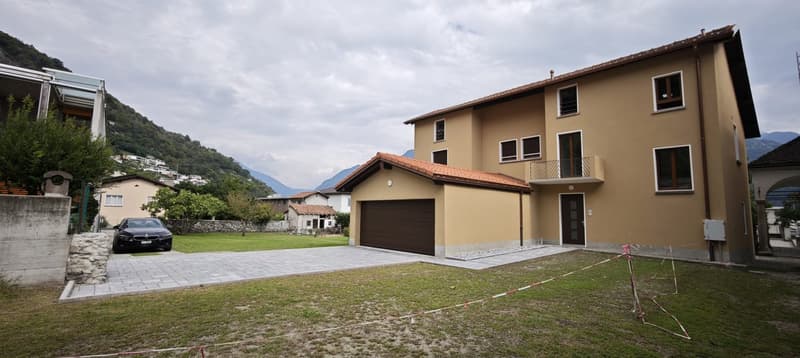 3.5 locali in casa bifamiliare interamente ristrutturata a Monte Carasso (3)