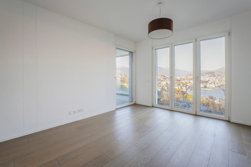 Elegante 4.5 Locali con Terrazze e Vista Lago (5)