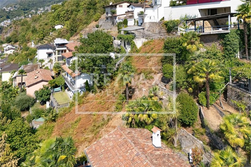 Terreno con splendida vista lago (4)