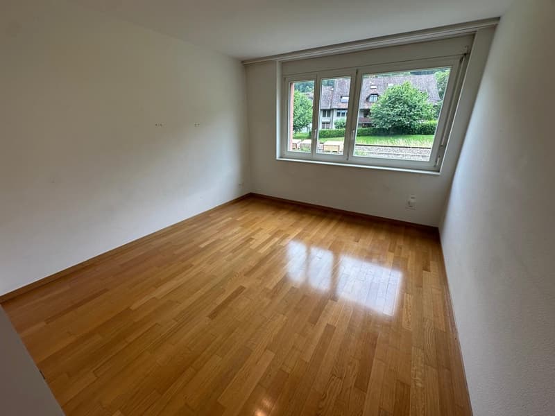 Moderne 4.5-Zimmerwohnung mit grosser Terrasse und Weitsicht in Oberwil bei Zug (12)