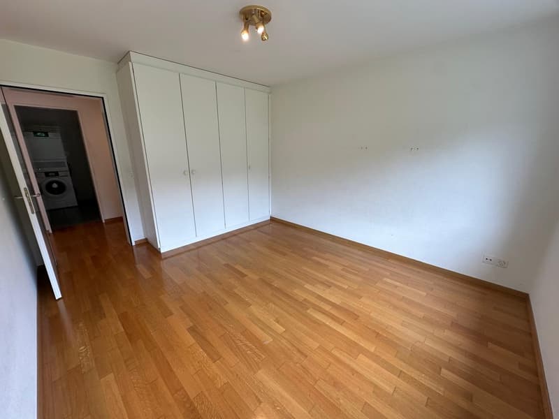 Moderne 4.5-Zimmerwohnung mit grosser Terrasse und Weitsicht in Oberwil bei Zug (13)