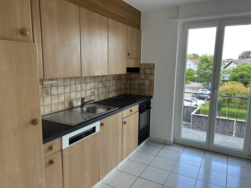 Helle 4.5-Zimmer-Wohnung mit Balkon und Dachterrasse in Langenthal (3)