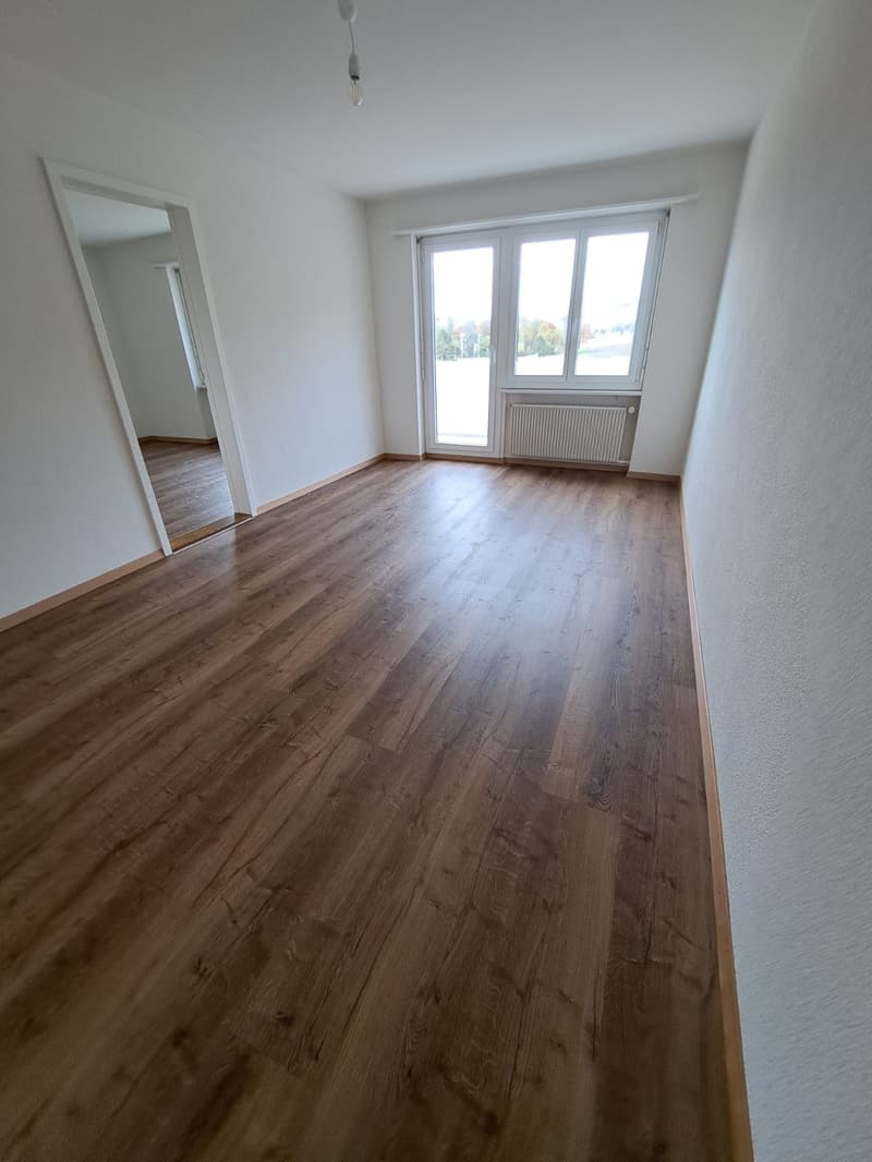 Helle 3-Zimmer-Wohnung mit Balkon und Panoramablick in Pieterlen (11)
