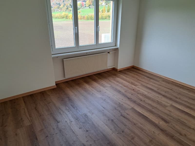 Helle 3-Zimmer-Wohnung mit Balkon und Panoramablick in Pieterlen (15)