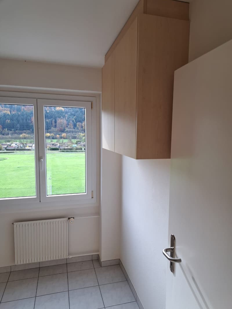 Helle 3-Zimmer-Wohnung mit Balkon und Panoramablick in Pieterlen (6)