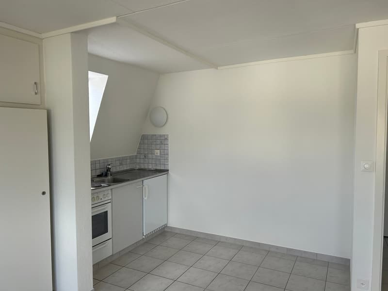 Gemütliche 2-Zimmer-Dachgeschosswohnung in Oftringen (4)