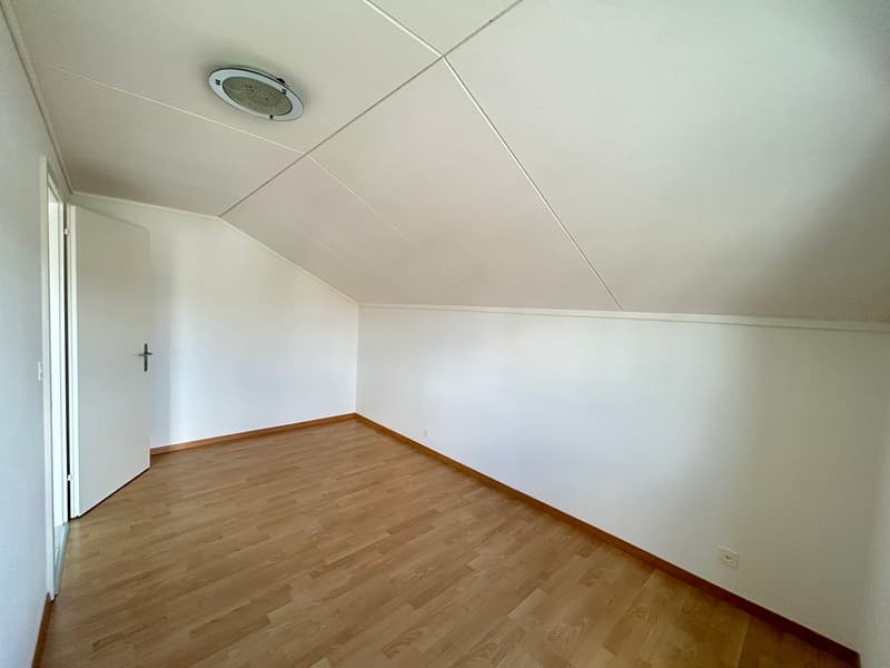 Gemütliche 2-Zimmer-Dachgeschosswohnung in Oftringen (16)