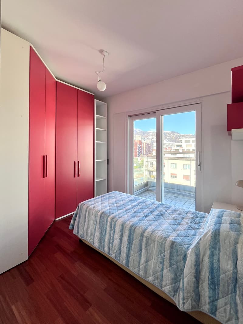 Elegante appartamento di 3.5 locali con vista panoramica a Lugano (6)