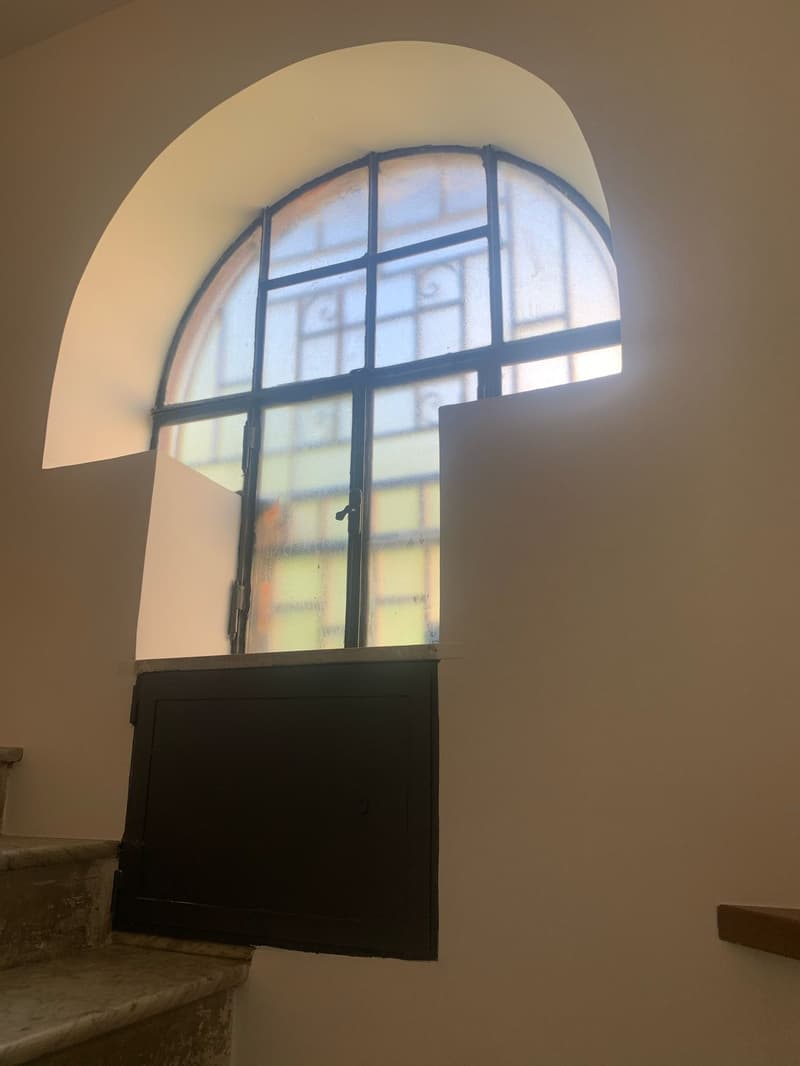 Villa di lusso ristrutturata con giardino nel cuore di Roma (12)
