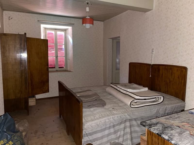 Casa ticinese + grande terreno edificabile a Breggia Sagno (17)