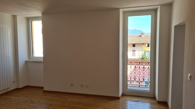 4,5 locali nel centro storico a Caslano (11)