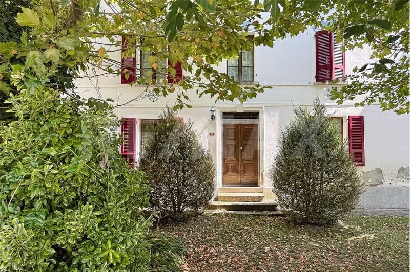 Casa storica con giardino (3)