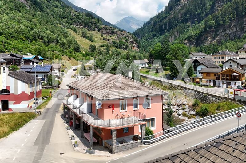 Motel con ristorante nel cuore della Val Calanca (Rossa, GR) (3)