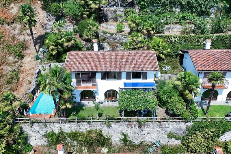 Raffinata casa di charme con vista panoramica e sul lago (2)