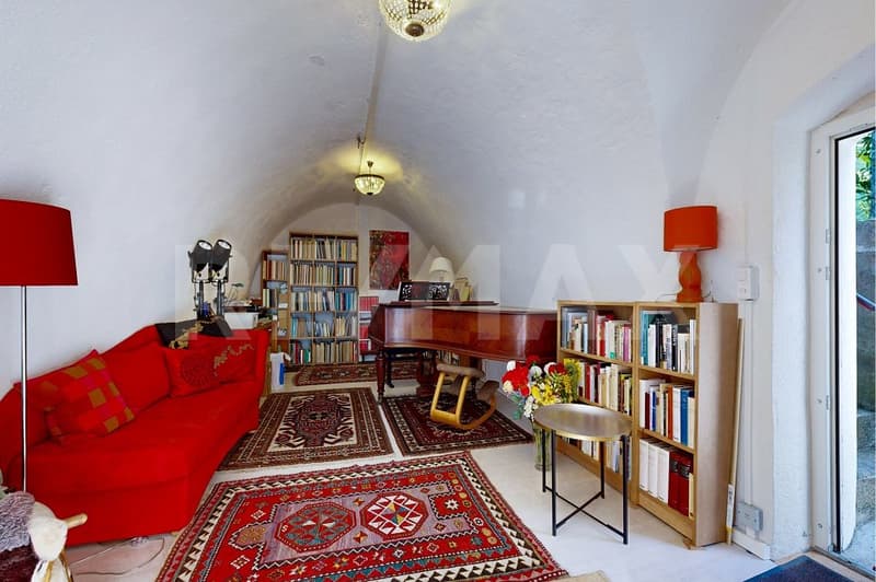 Casa in posizione verde e tranquilla (6)
