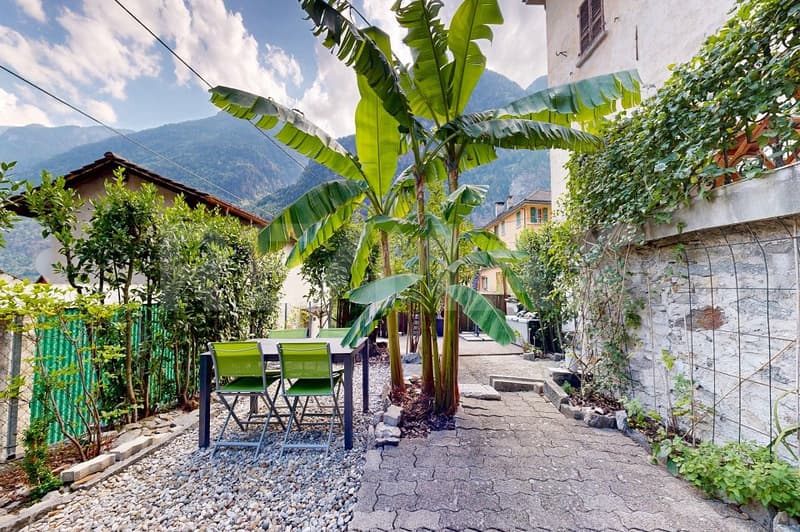 Casa in posizione verde e tranquilla (3)