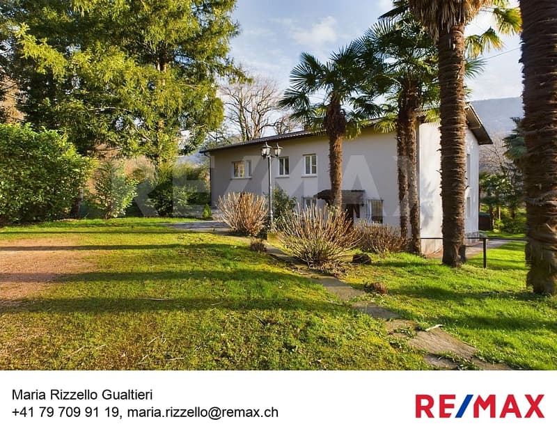Casa con parco, piscina, orto, garage e bosco (1)