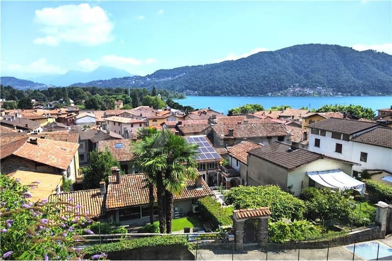 Terreno edificabile con bella vista lago e monti (4)