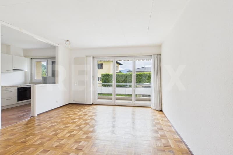 Rinnovato appartamento 2,5 con balcone e posteggio (5)