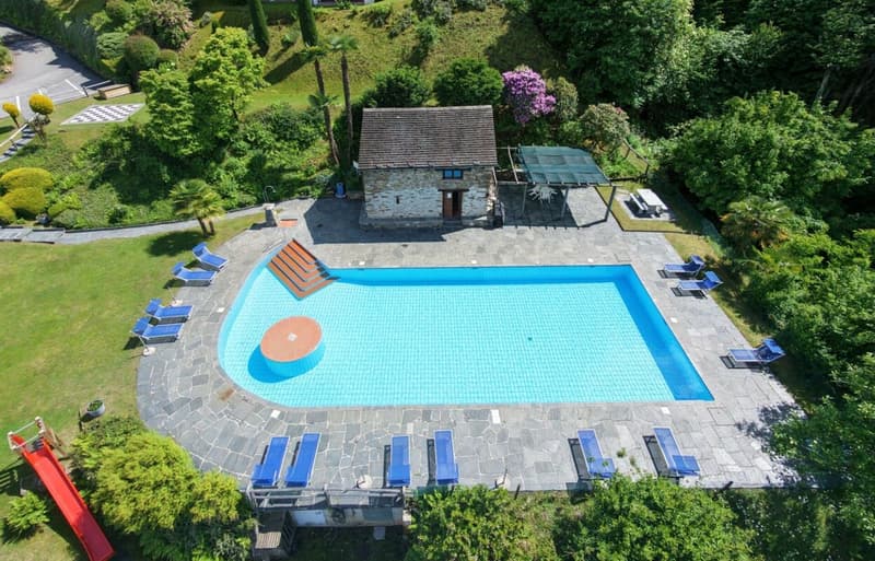 Ferienwohnung mit Pool (2)