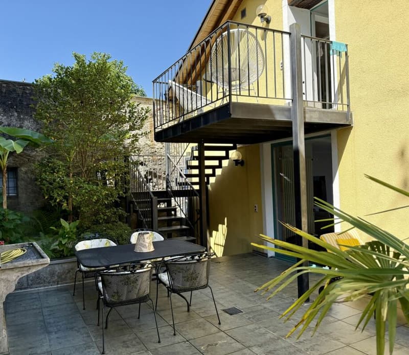 Komplett saniertes Tessinerhaus mit mediterranem Flair (2)