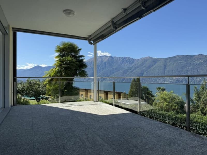 Wohnung mit grossen Terrassen und Pool (1)